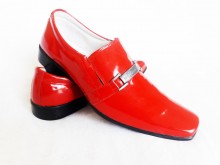 Sapato Vermelho C/Fivela 